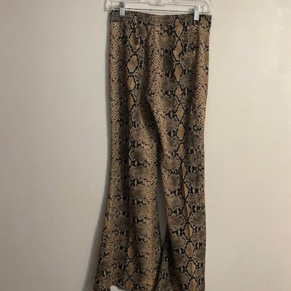 Zara Snakeskin Wide legs pants, size XSmall - Picture 2 of 3